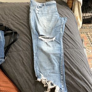 Light wash skinny Jean